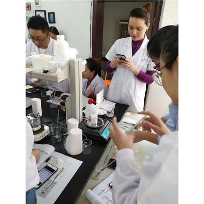 专业化妆品培训机构 融合综合性、创新研发与人才培养